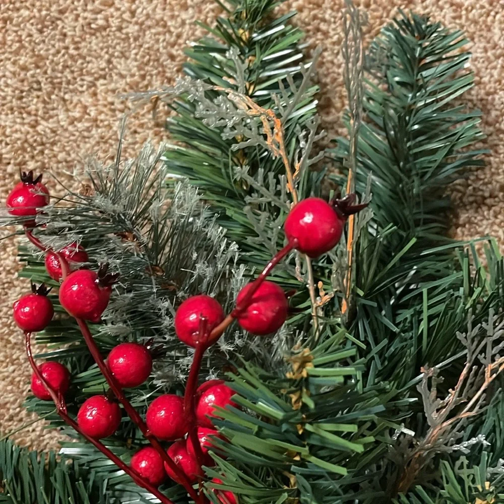 XL Chistmas Floral Green PINE SINGLE BRANCH SPRAY PICK WITH Berries